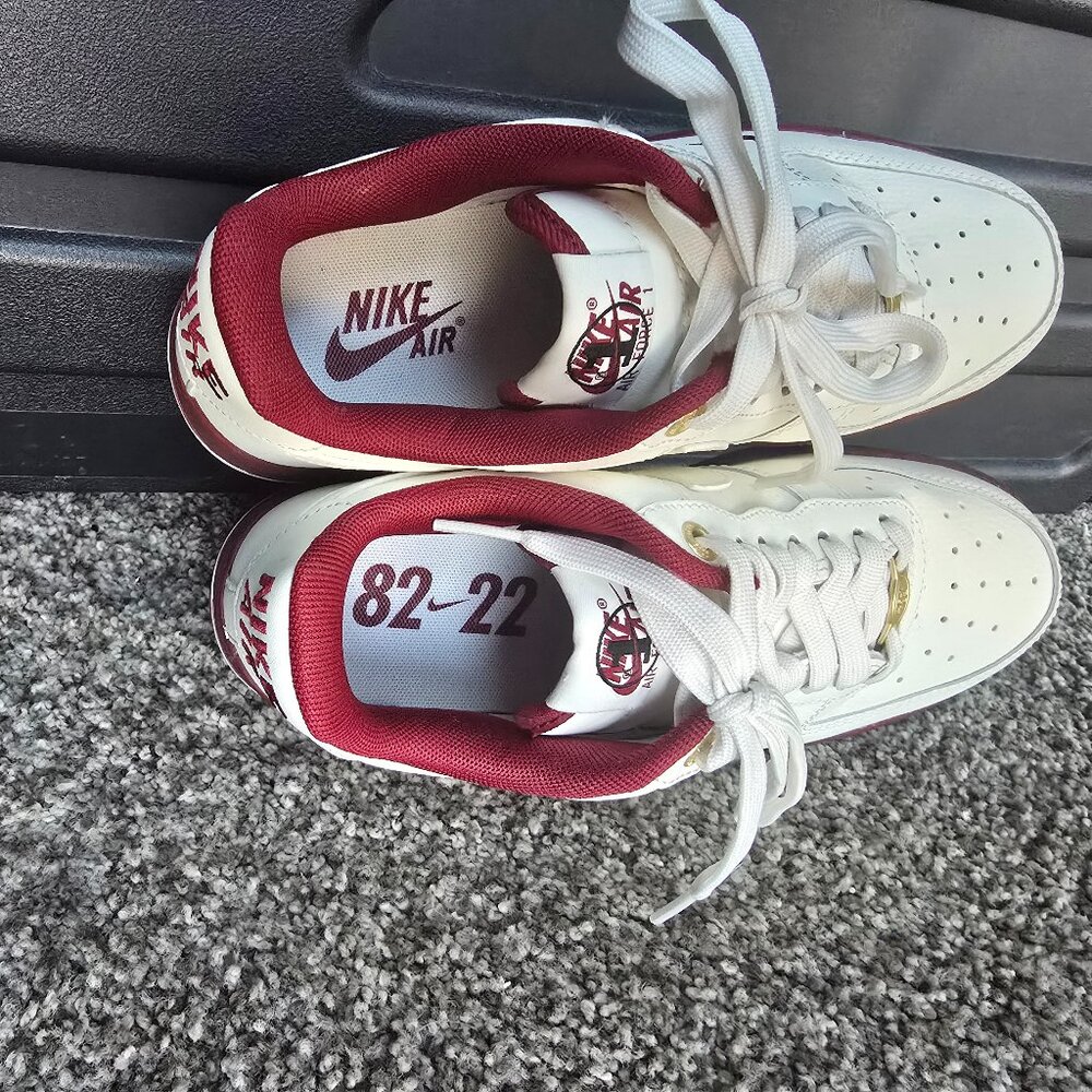 *RARE* EUC Nike Air Force 1 Low '07 SE 40th Anniversary Edition Sail Team Red - Picture 12 of 12